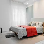 Lungo Adige Bright Apt Near Borgo Trento Hospital!