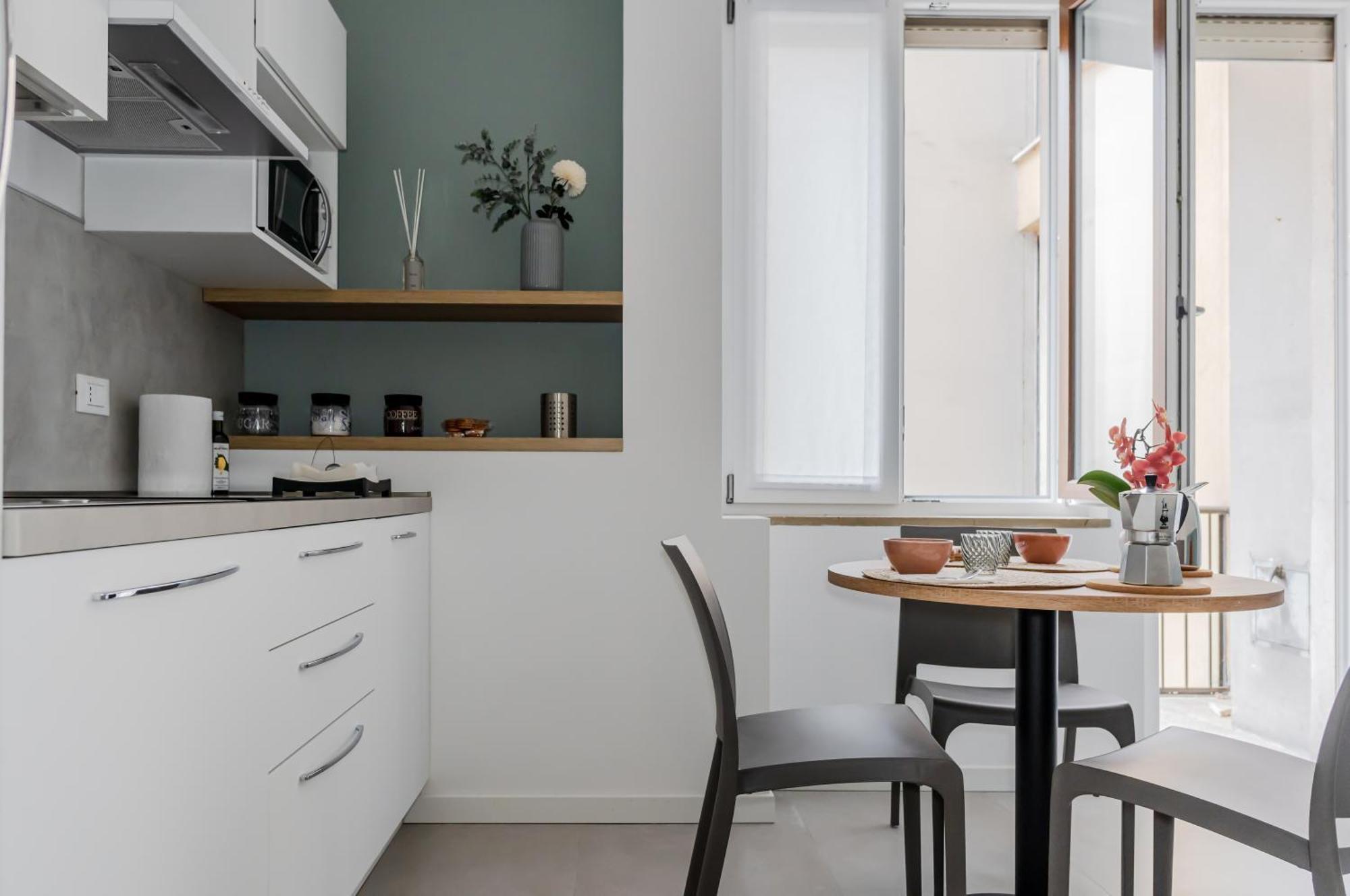 Appartamento Lungo Adige Bright Near Borgo Trento Hospital!